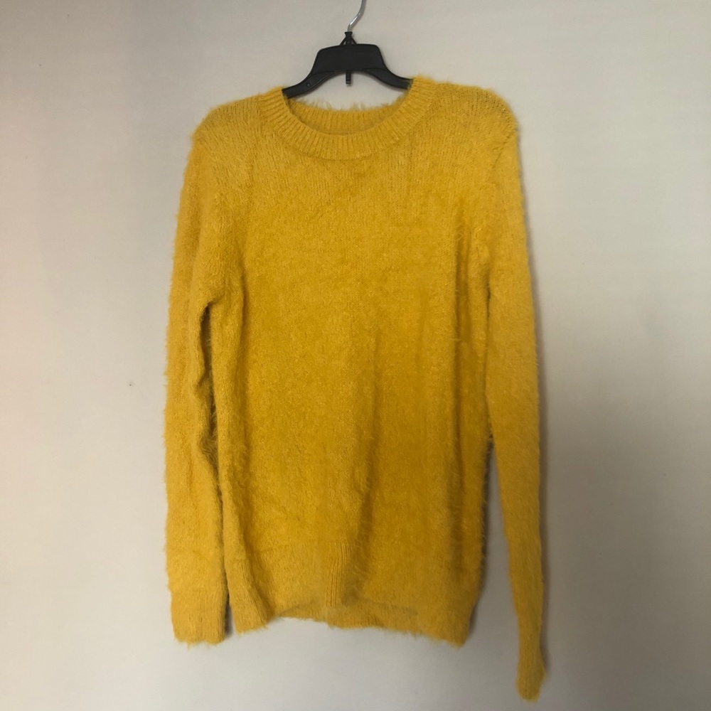 yellow sweater